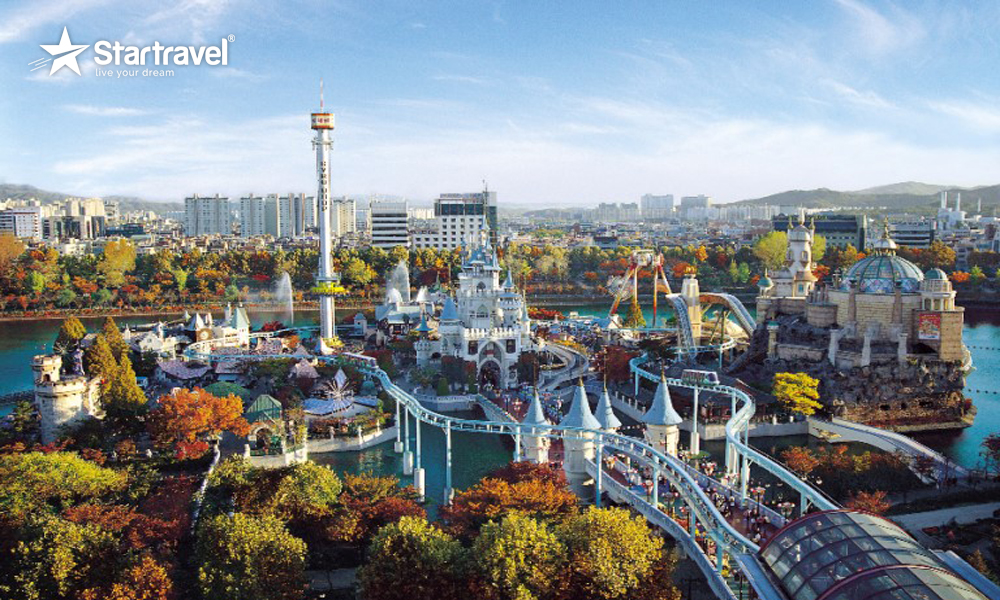Ngày 4: LOTTE WORLD (Ăn sáng, trưa, tối)
